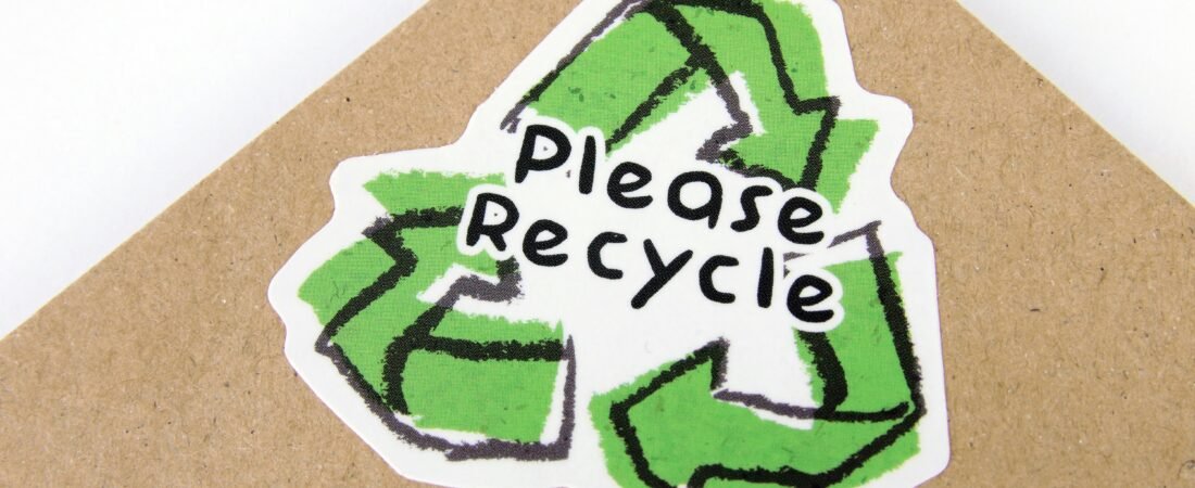 Como Descartar Cosméticos Corretamente: Guia de Sustentabilidade