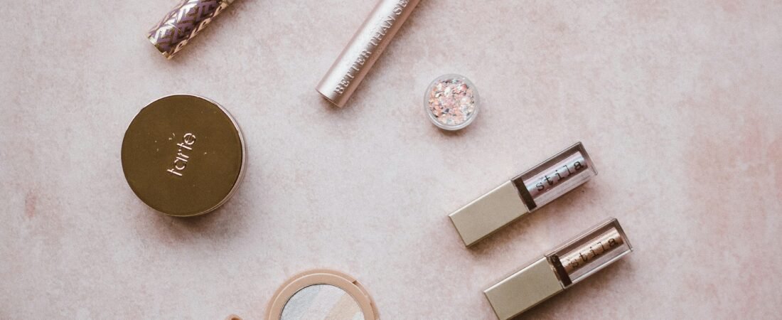 Sombra, Delineador e Gloss: 4 Produtos para Fechar o Look