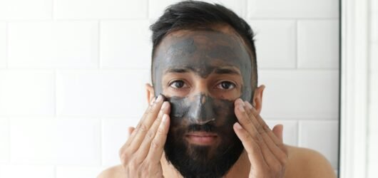 Skincare Masculino: Por Que a Pele dos Homens Precisa de Cuidados Diferentes
