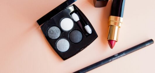 Bruna Tavares x Boca Rosa: Blush em Bastão, Qual Escolher